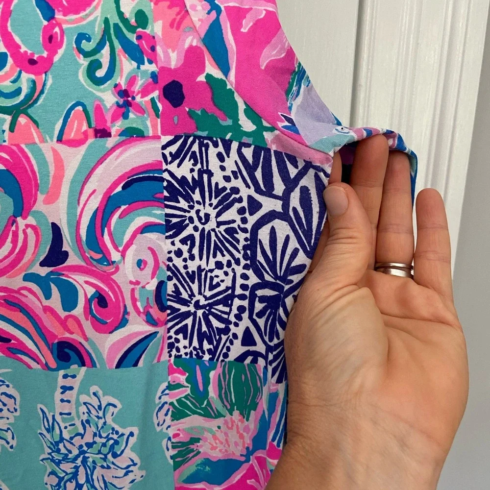 Lilly Pulitzer Large Vibrant Pink & Blue Patterned Women's Dress - Picture 4 of 5